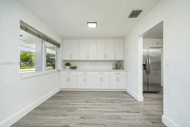 Building Photo - 1530 NW 47th Ave