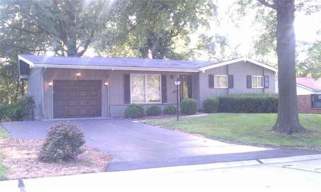 Building Photo - 1119 Port Diane Dr