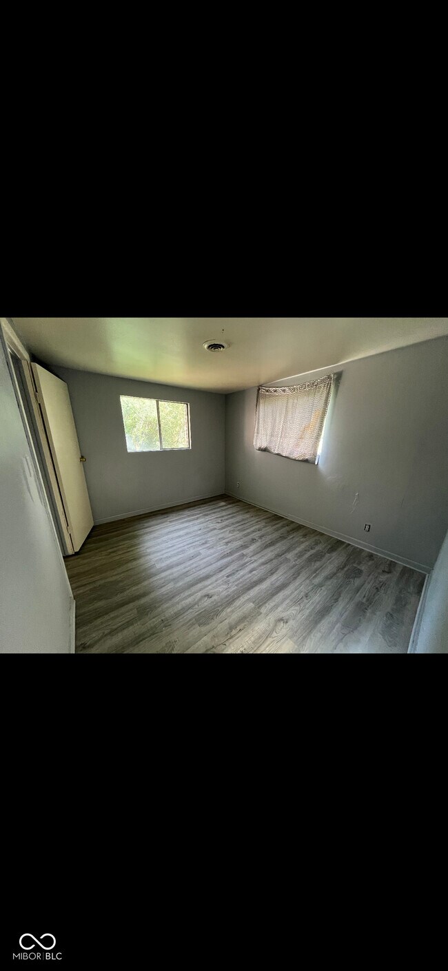 Building Photo - 2408 Perkins Ave