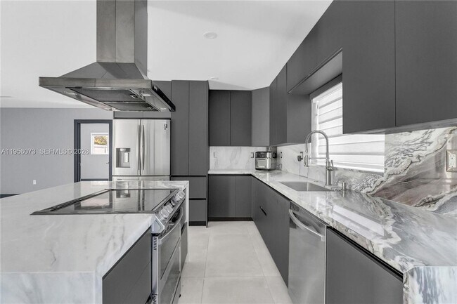 Building Photo - 500 SW 64th Pkwy