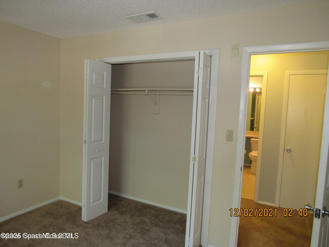 Building Photo - 225 S Tropical Trail