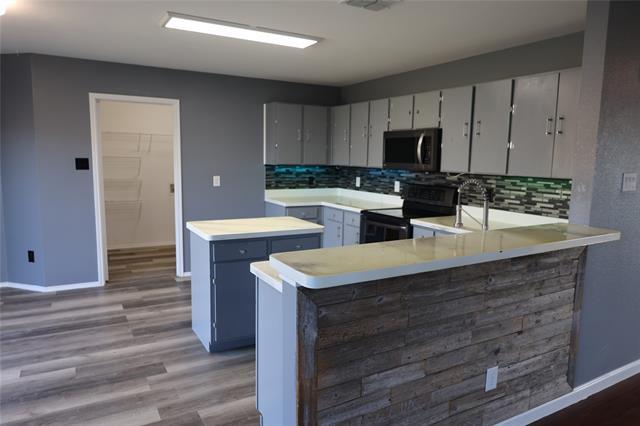 Building Photo - 1714 Elm St