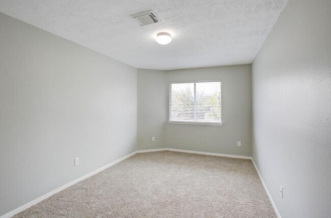 Building Photo - 2301 Wimberly Dr