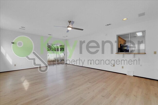 Building Photo - 3237 Irvindale Way