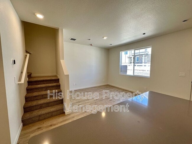 Building Photo - 3908 Canoe St