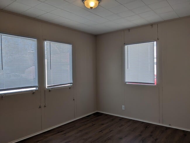 Building Photo - 2312 Ridge Ave