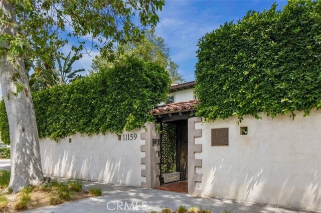 Building Photo - 11159 La Maida St