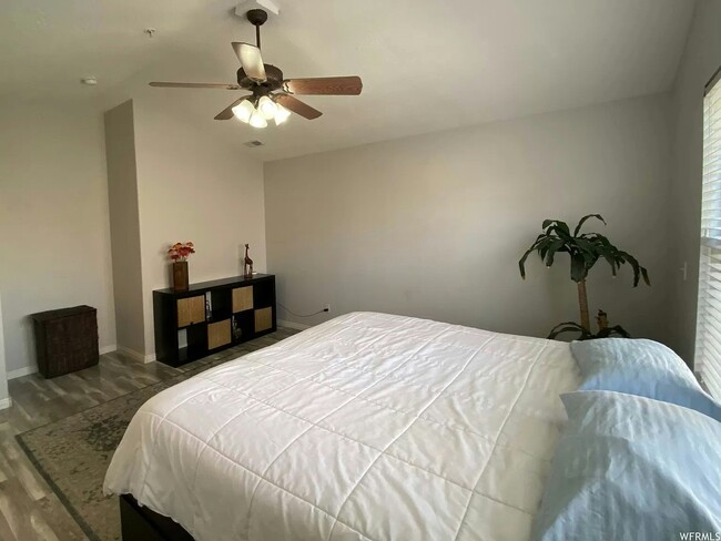 Building Photo - 4587 Red Sage Ct