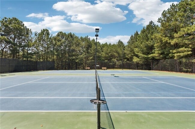 Building Photo - 5230 Habersham Hills Dr