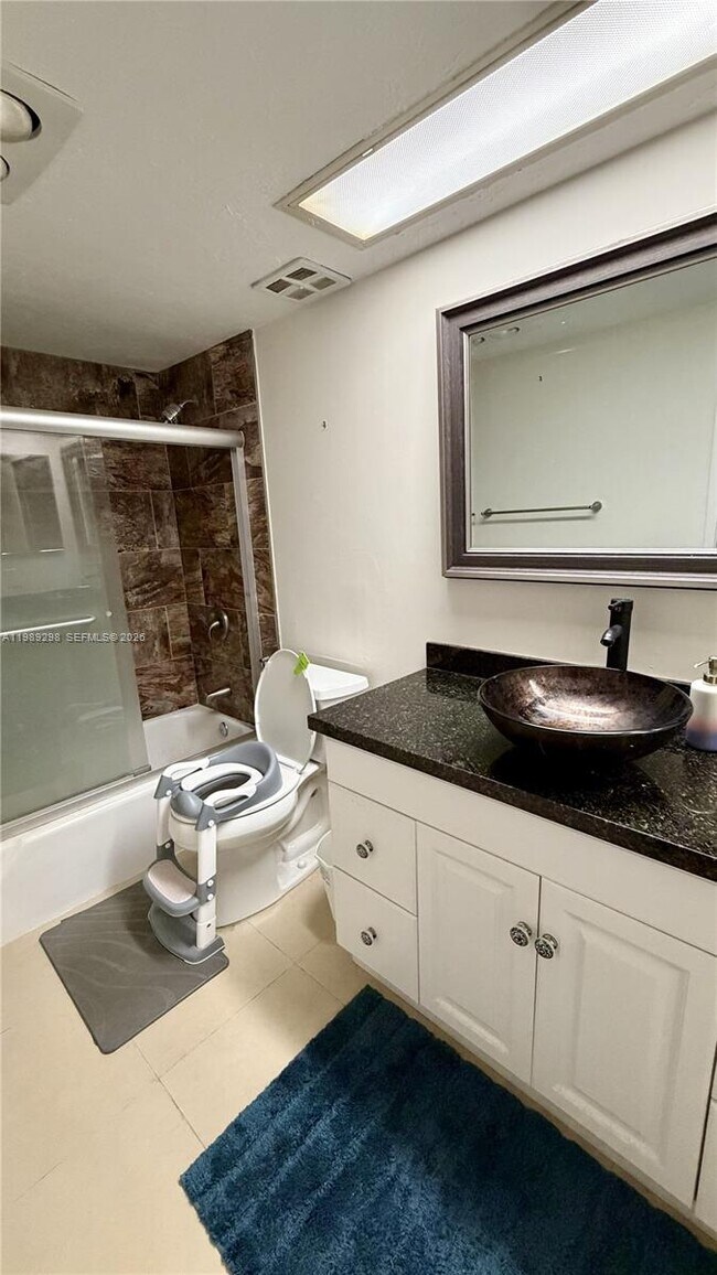 Building Photo - 2681 S Course Dr