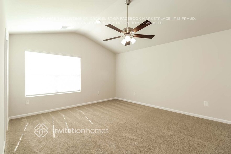 Building Photo - 3332 Burberry Dr