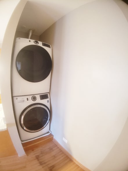 Building Photo - 3114 N Lincoln Ave