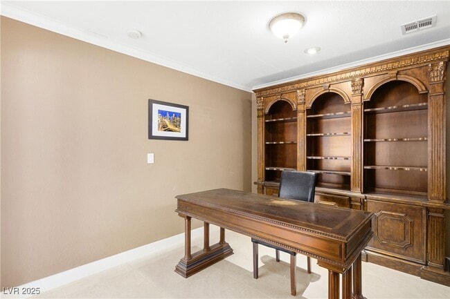 Building Photo - 2555 Sundew Ave