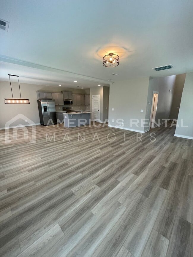 Building Photo - 286 Shiloh Creek Dr