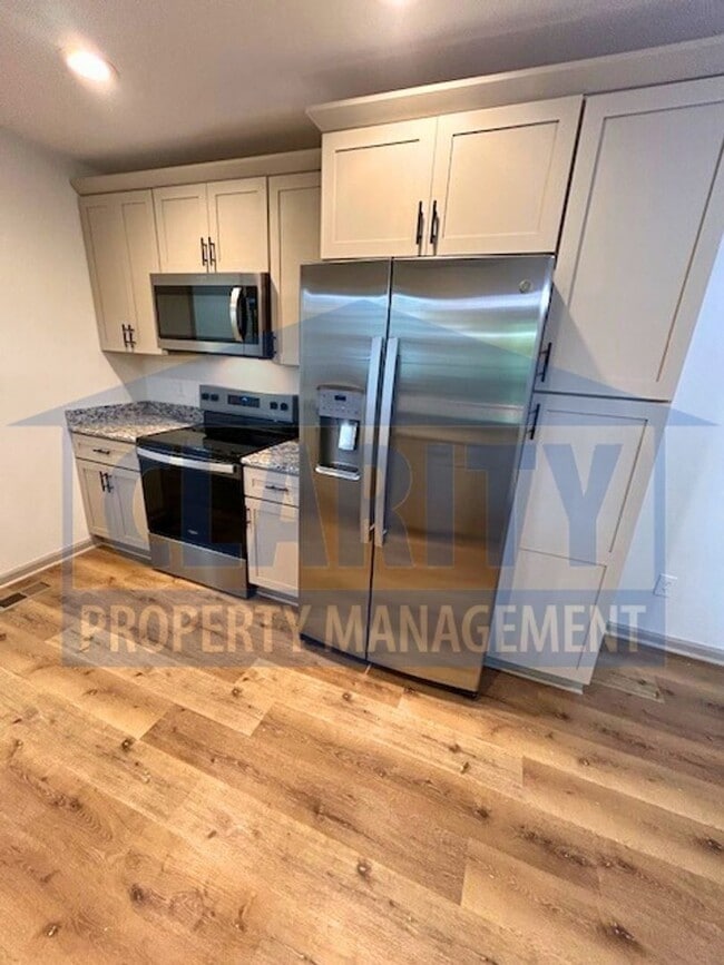 Building Photo - Newly renovated 3 bedroom, 2 bath ranch home!