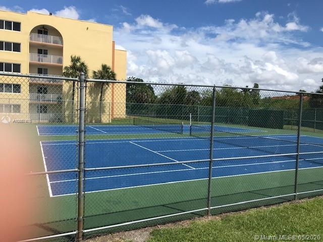 Building Photo - 6980 NW 186th St