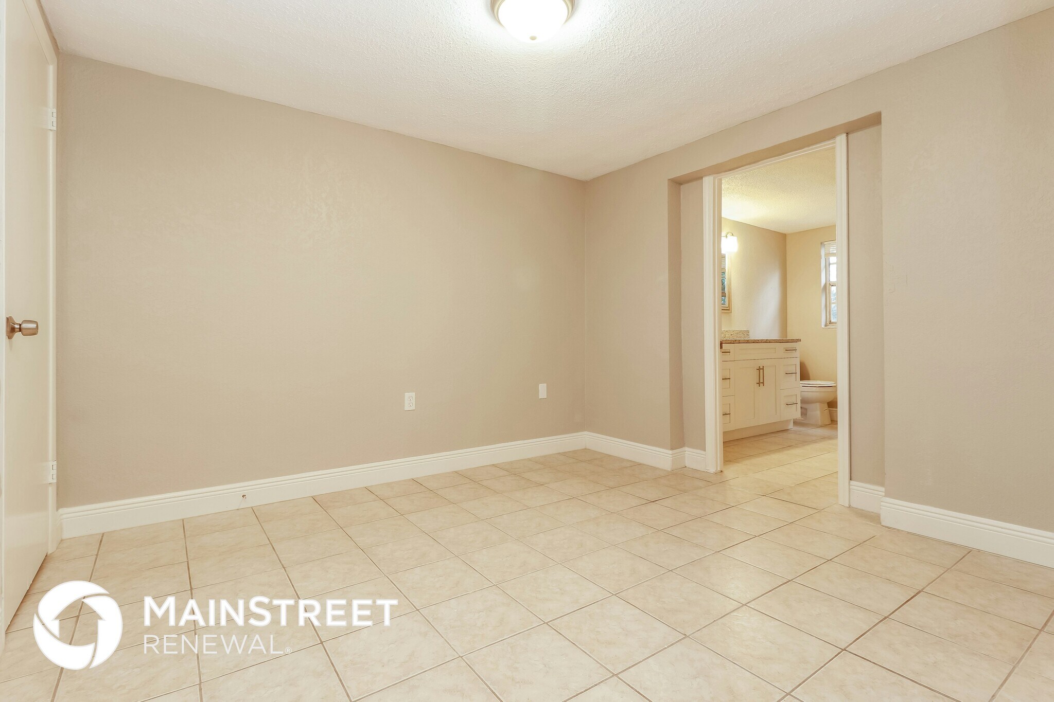 Building Photo - 9226 Rainbow Ln