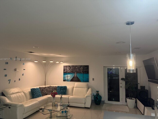 Building Photo - 19558 NW 50th Ct