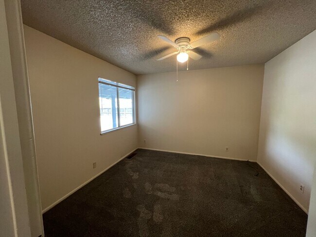 Building Photo - 3216 Godman Ave