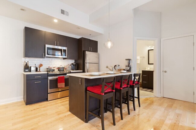 Building Photo - 248 Market St