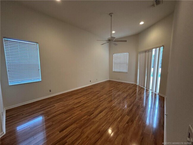 Building Photo - 2529 SW Park Meadows Trail