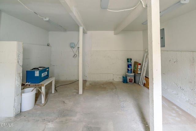 Building Photo - 900 N El Molino Ave