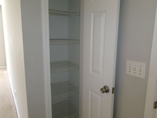 Building Photo - 212 McKendree Ln