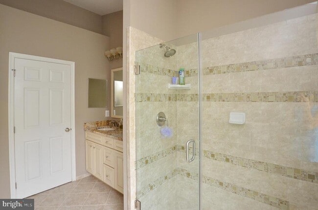 Building Photo - 43291 Mitcham Square