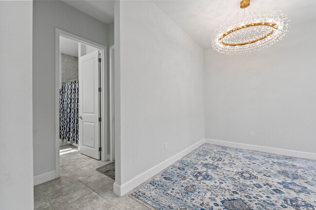 Building Photo - 15134 Cameo Ct