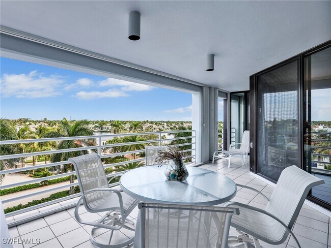 Building Photo - 4751 Gulf Shore Blvd N