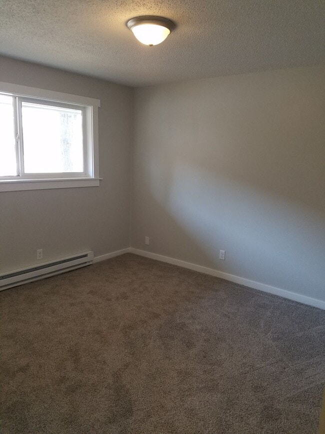 Building Photo - 14728LAa