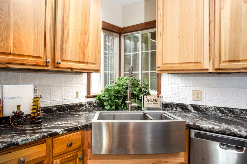 Building Photo - 911 200th St