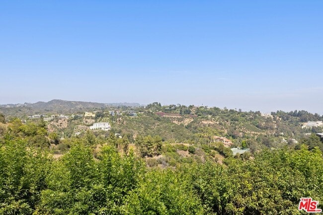 Building Photo - 1244 Stradella Rd