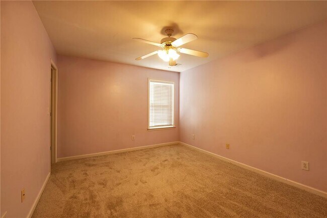 Building Photo - 12755 Morningpark Cir