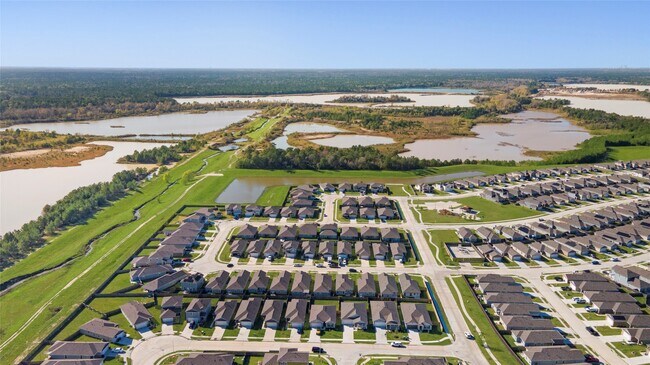 Building Photo - 25810 Northpark Pine Dr