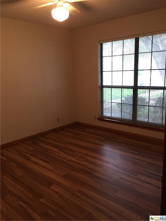 Building Photo - 601 Ridgecrest Dr