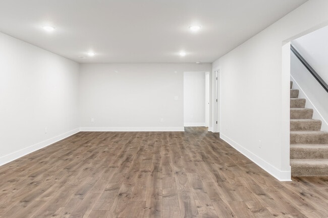 Building Photo - W218N16014 Tiger Lily Dr