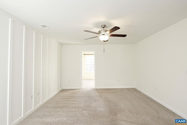 Building Photo - 115 Reedy Creek Rd