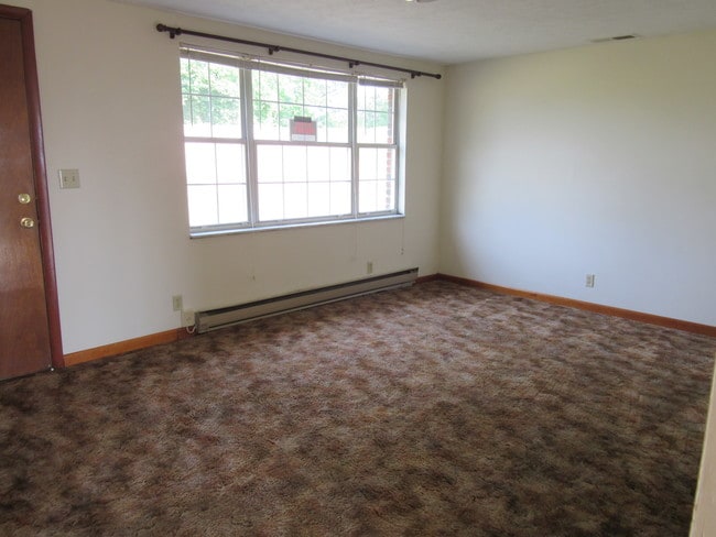 Building Photo - 3258 8th St