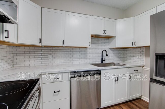 Building Photo - 6934 Southknoll Ave