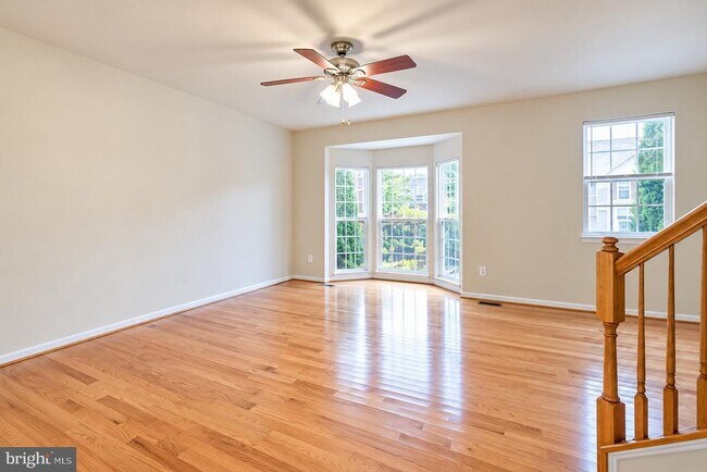Building Photo - 10708 Croydon Ct