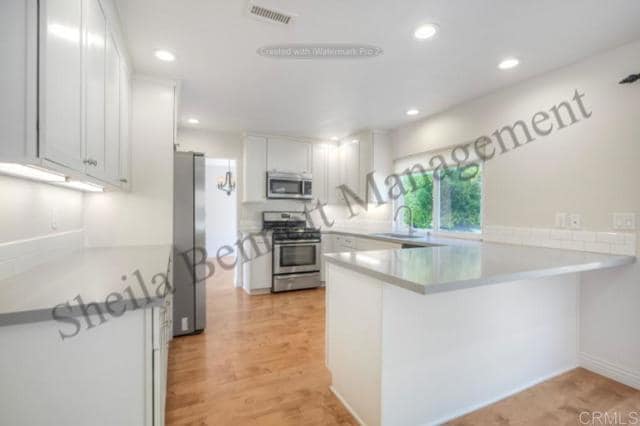 Building Photo - 2404 La Macarena Ave