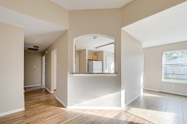 Building Photo - 18814 Bonners Park Cir