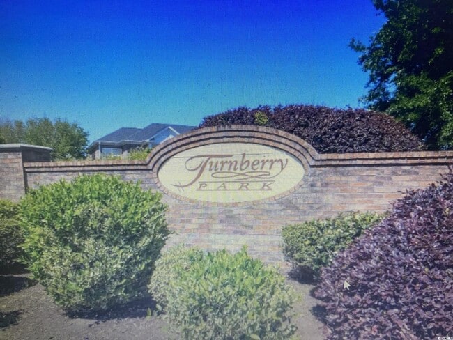Building Photo - 2013 Silvercrest Dr