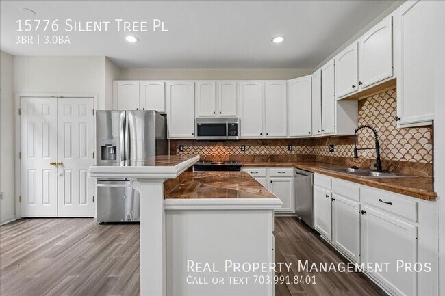 Building Photo - 15776 Silent Tree Pl