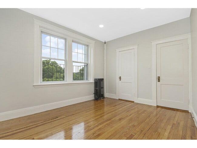 Building Photo - 339 S Huntington Ave