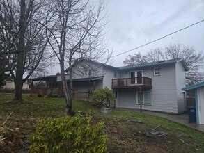 Building Photo - Stunning 5-Bedroom Home on Nearly 1 Acre – Fully Fenced w/ Treehouse | Indian Meadows | Coeur d’A...