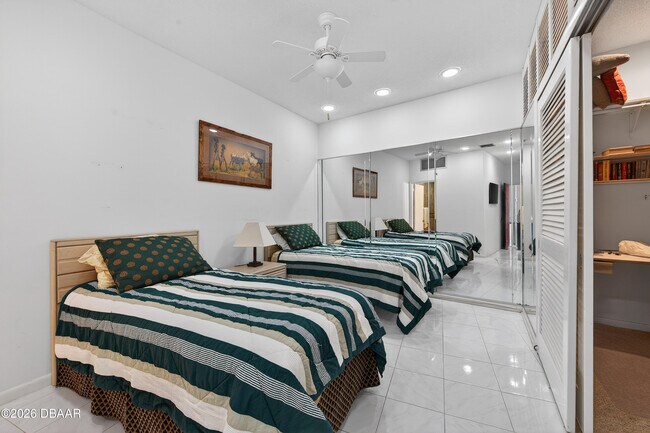 Building Photo - 915 Ocean Shore Blvd