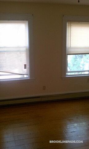 Building Photo - 10 Duffley Ct