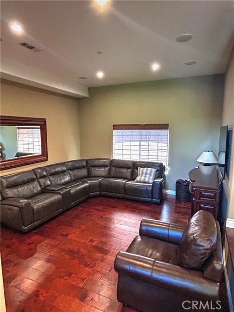 Building Photo - 104 Avenida Caballeros